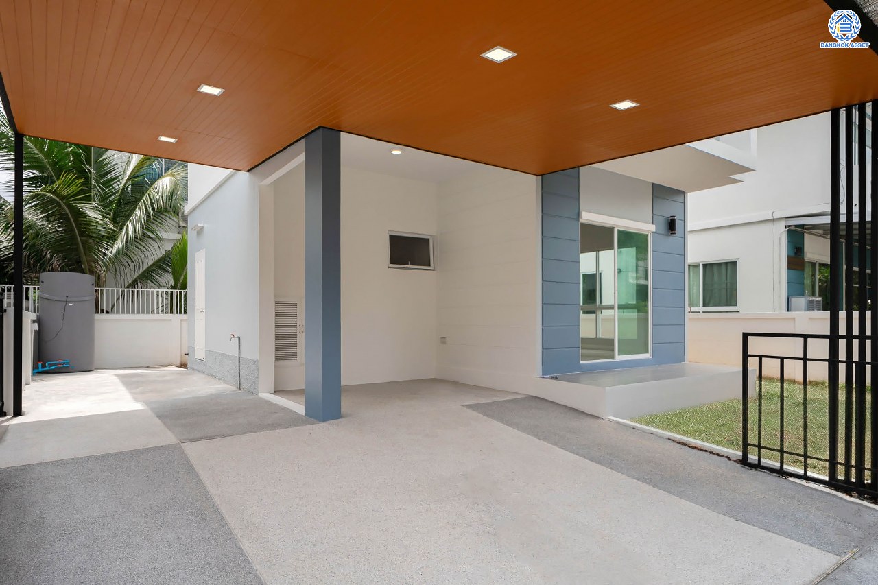 บ้านมือสองตกแต่งใหม่ แบรนด์ Property Perfect ม.เพอร์เฟคพาร์ค บางบัวทอง เนื้อที่ 36 ตร.ว. ฟังก์ชัน 3 ห้องนอน 2 ห้องน้ำ 2 ที่จอดรถ เติมเต็มทุกความต้องการ ใช้ชีวิตแบบใกล้ชิดธรรมชาติ บนทำเลเดินทางสะดวก เชื่อมต่อ ถ.กาญจนาภิเษก ใกล้ทางด่วน"ศรีรัช" และรถไฟฟ้าสายสีม่วง "สถานีคลองบางไผ่"